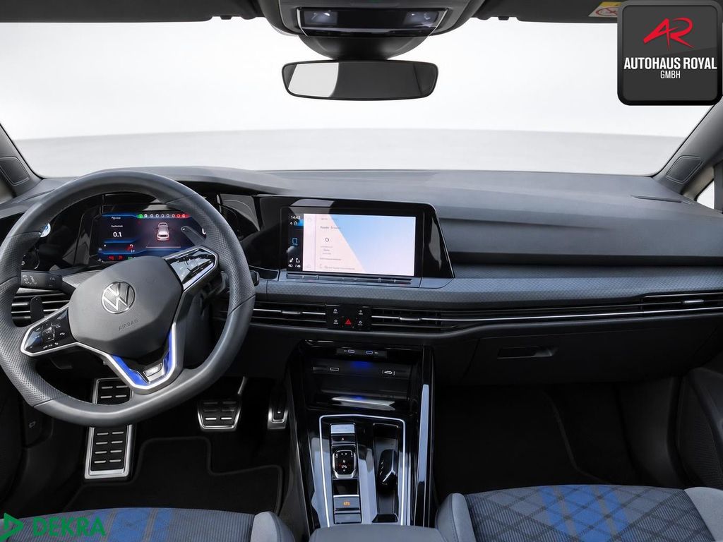Volkswagen Golf 2023 г. Чёрный, пробег 55000 км