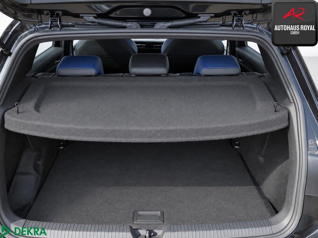 Volkswagen Golf 2023 г. Чёрный, пробег 55000 км