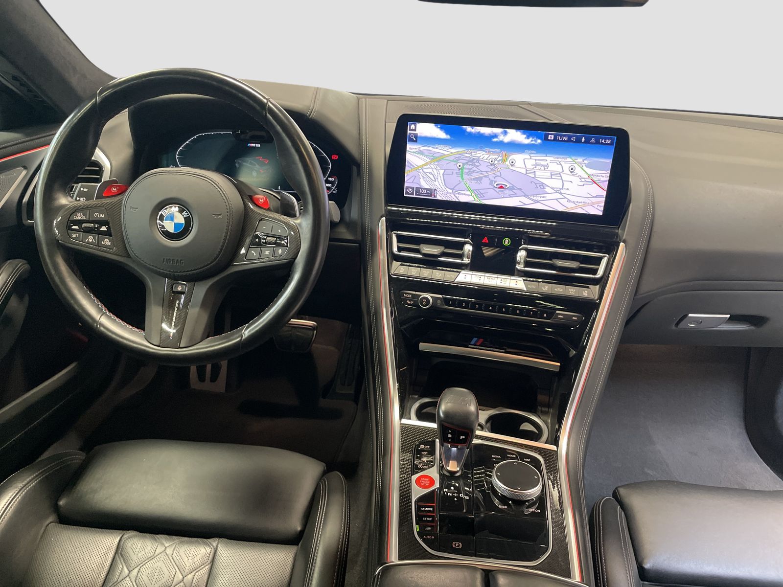 BMW M8 2023 г. Серый, пробег 47673 км