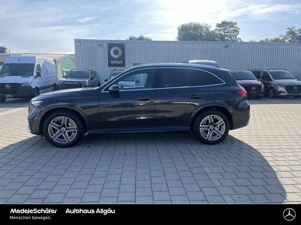 Mercedes-Benz GLC 300 2023 г. Серый, пробег 19066 км