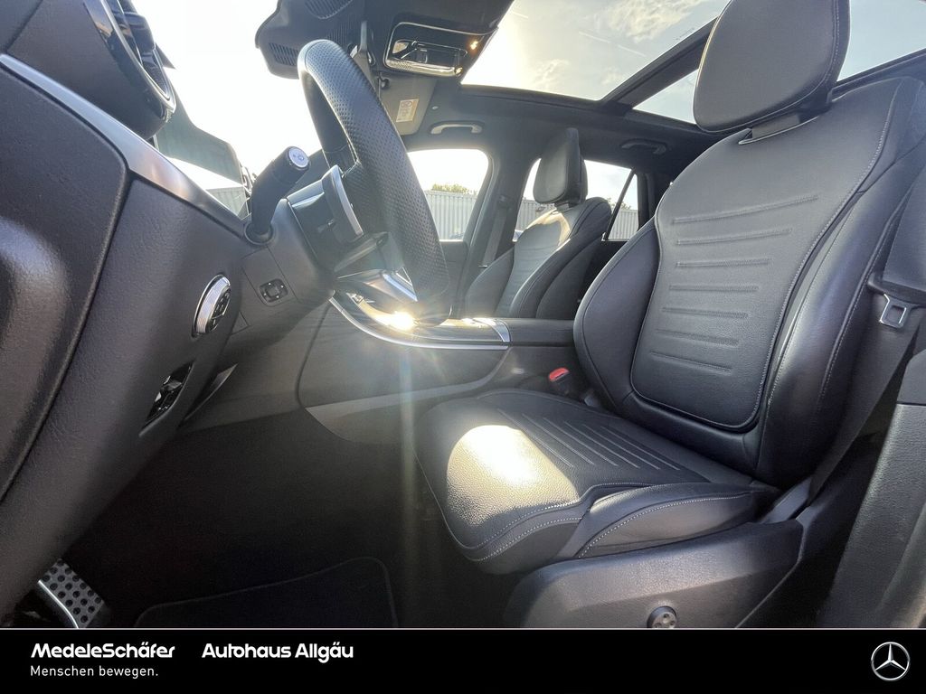Mercedes-Benz GLC 300 2023 г. Серый, пробег 19066 км