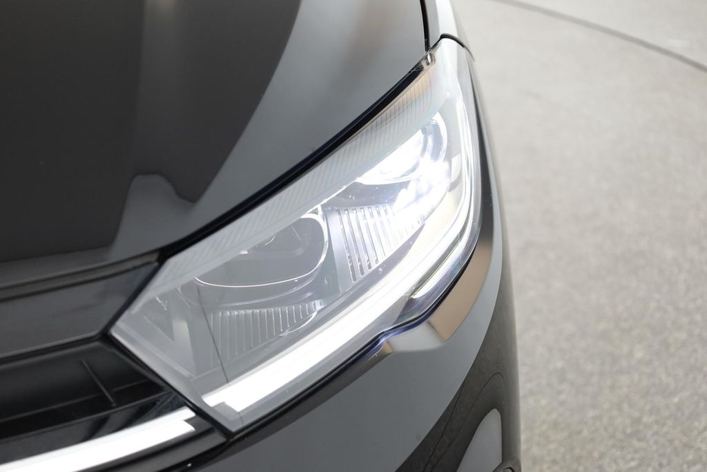 Volkswagen Polo 2024 г. Чёрный, пробег 47900 км