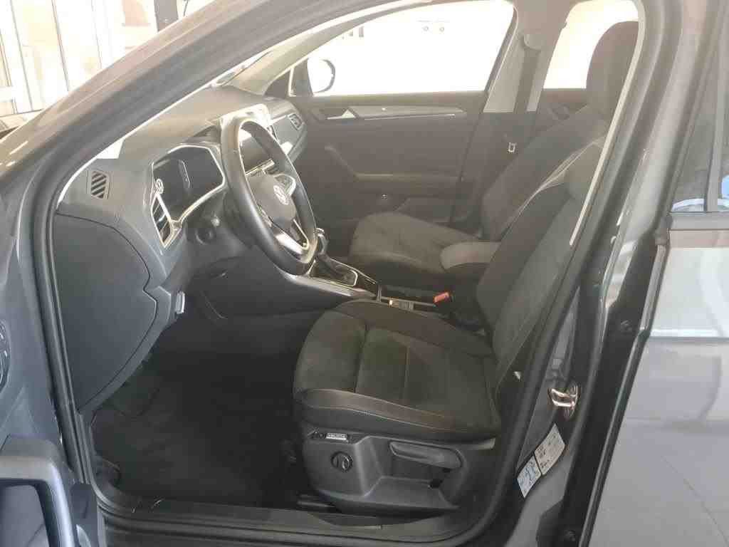 Volkswagen T-Roc 2022 г. Серый, пробег 25050 км
