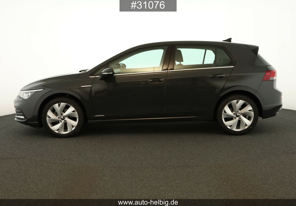 Volkswagen Golf 2024 г. Серый, пробег 19100 км