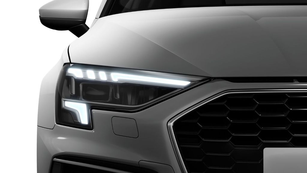 Audi A3 2023 г. Белый, пробег 57225 км