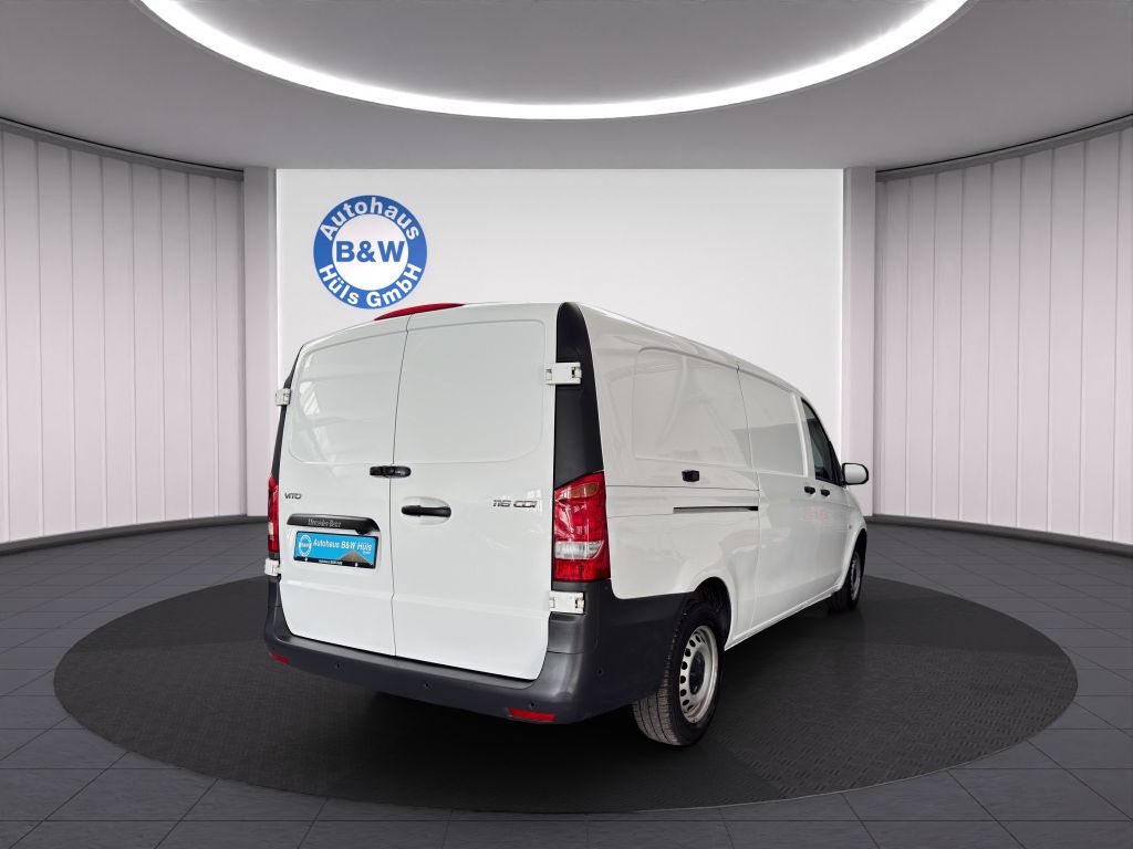 Mercedes-Benz Vito 2024 г. Белый, пробег 41689 км
