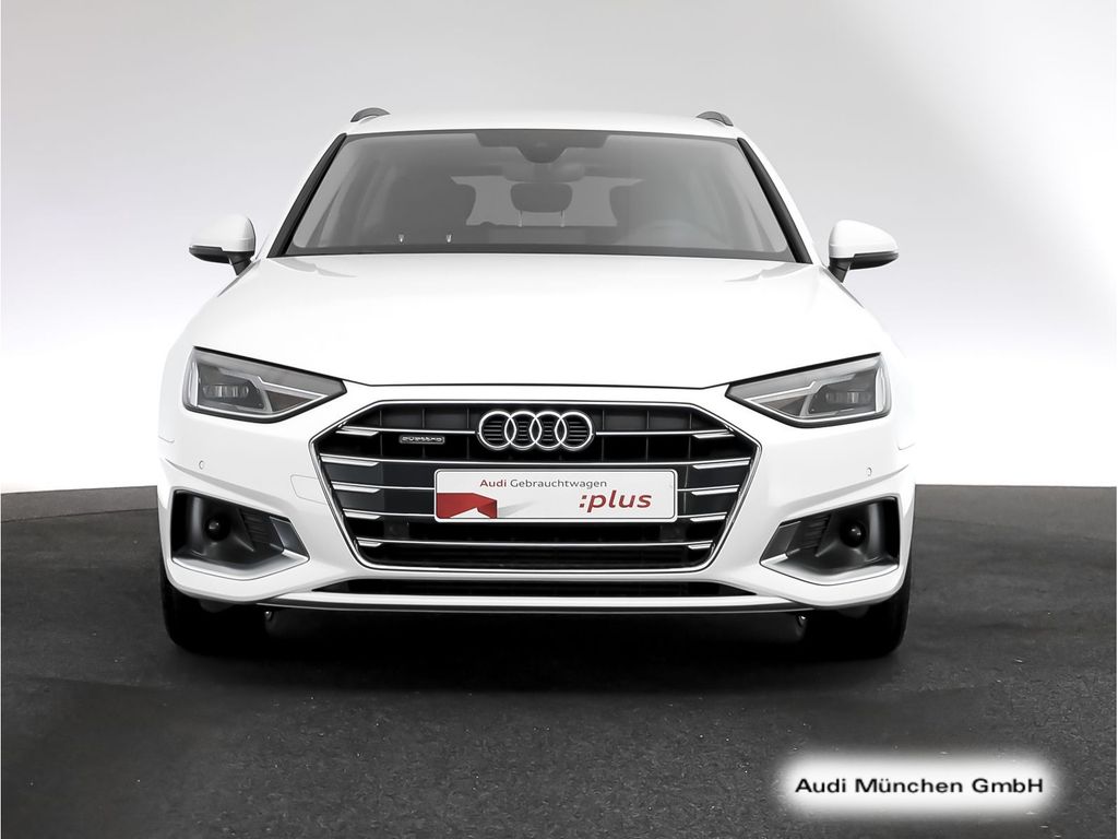 Audi A4 2023 г. Белый, пробег 27570 км