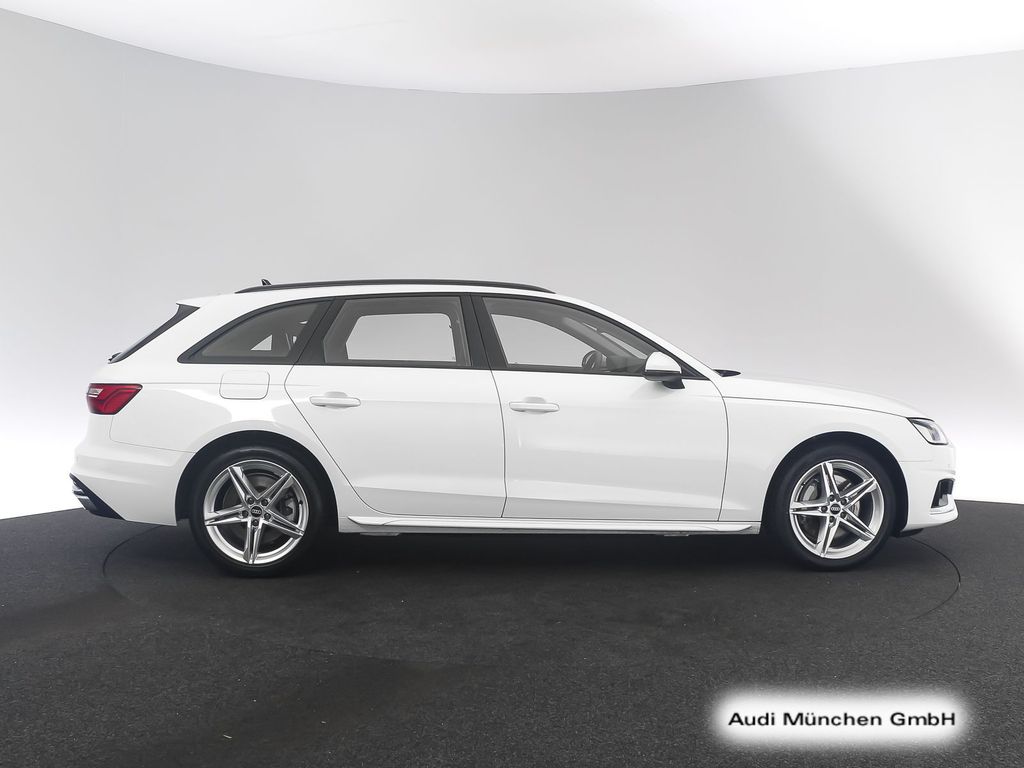 Audi A4 2023 г. Белый, пробег 27570 км