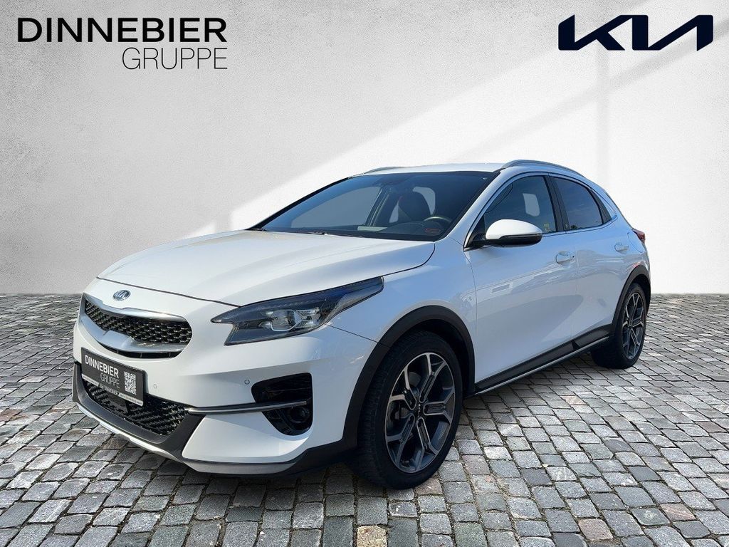 Kia XCeed 2021 г. Белый, пробег 33363 км