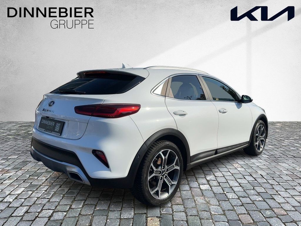 Kia XCeed 2021 г. Белый, пробег 33363 км