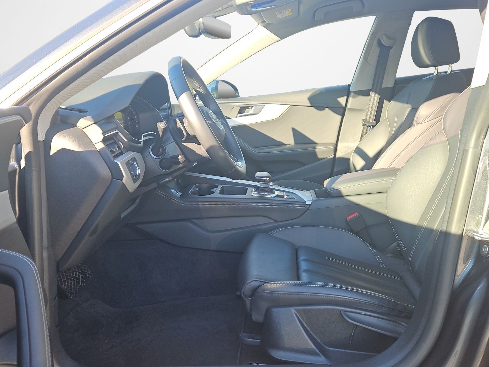 Audi A5 2023 г. Серый, пробег 35766 км