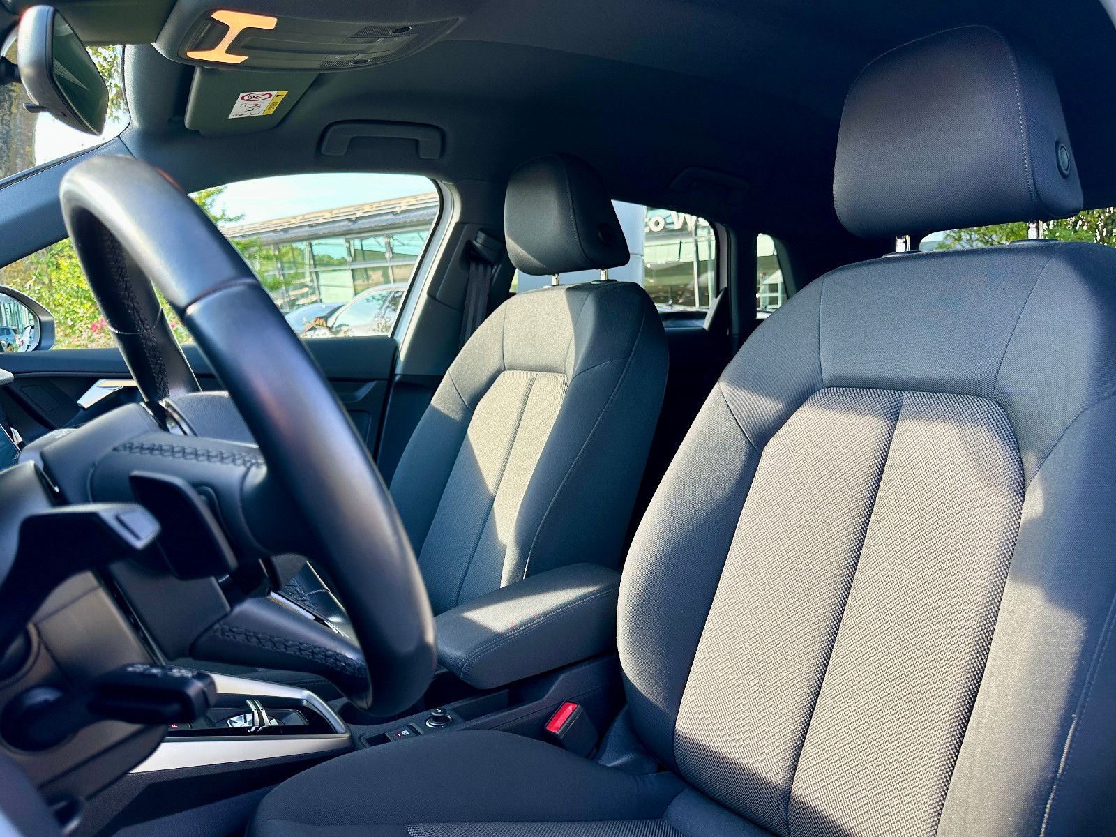 Audi A3 2023 г. Белый, пробег 32290 км