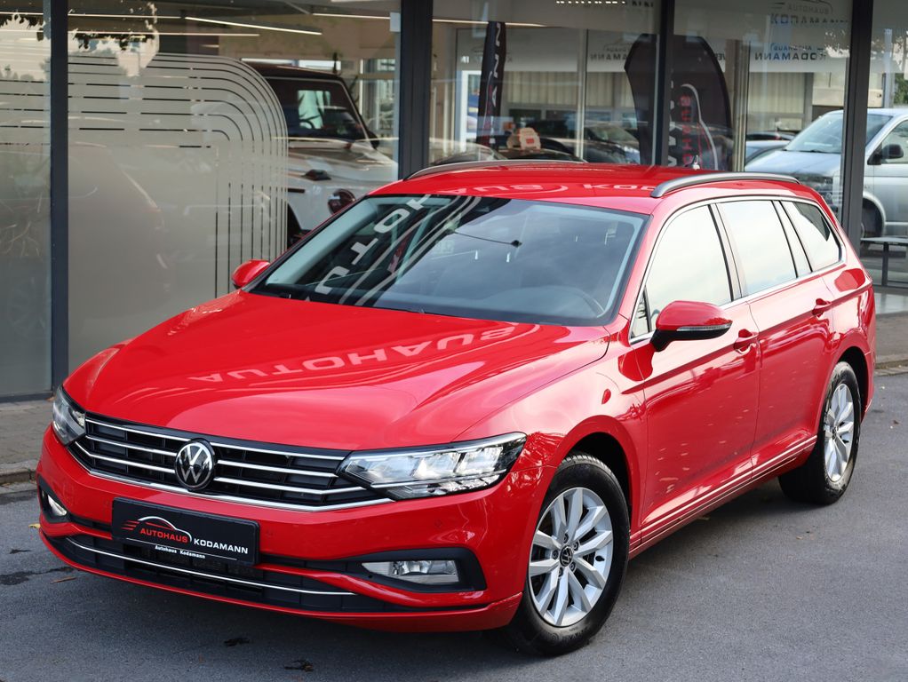 Volkswagen PASSAT VARIANT 2023 г. Красный, пробег 54929 км