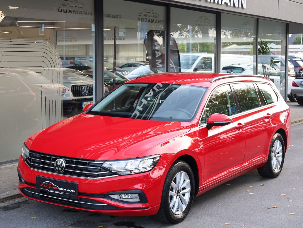 Volkswagen PASSAT VARIANT 2023 г. Красный, пробег 54929 км