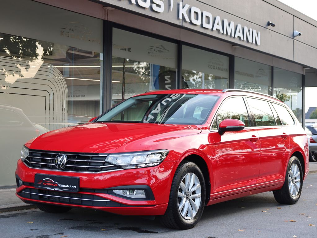 Volkswagen PASSAT VARIANT 2023 г. Красный, пробег 54929 км