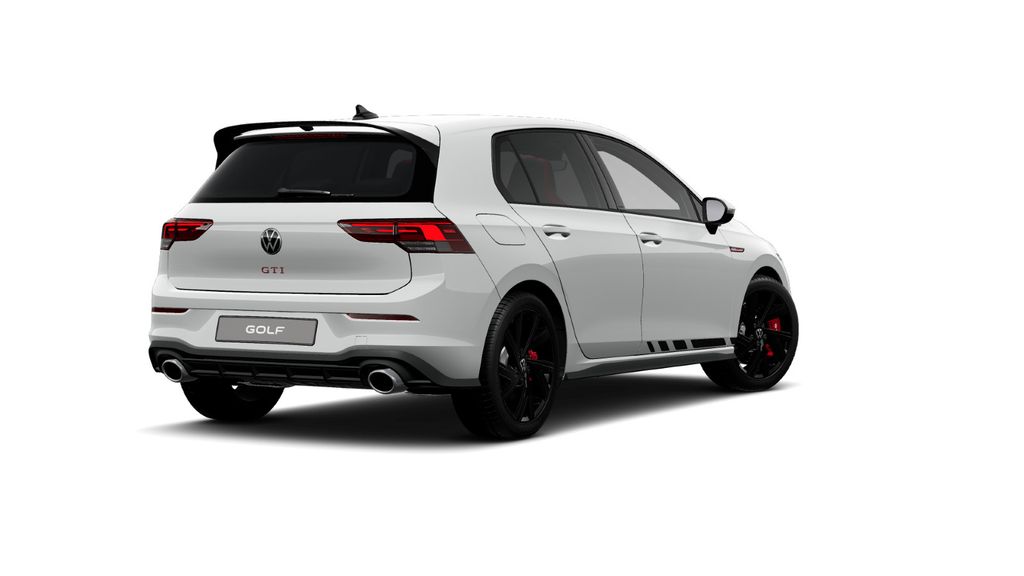 Volkswagen Golf 2023 г. Белый, пробег 31600 км