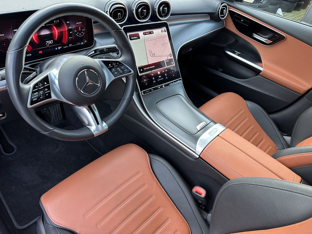 Mercedes-Benz C 220 2022 г. Серый, пробег 56750 км