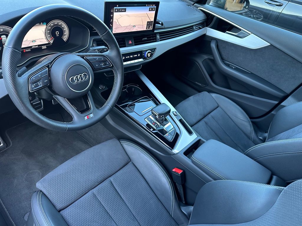 Audi A4 2023 г. Серый, пробег 44750 км