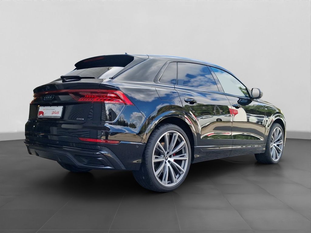 Audi Q8 2023 г. Чёрный, пробег 46708 км