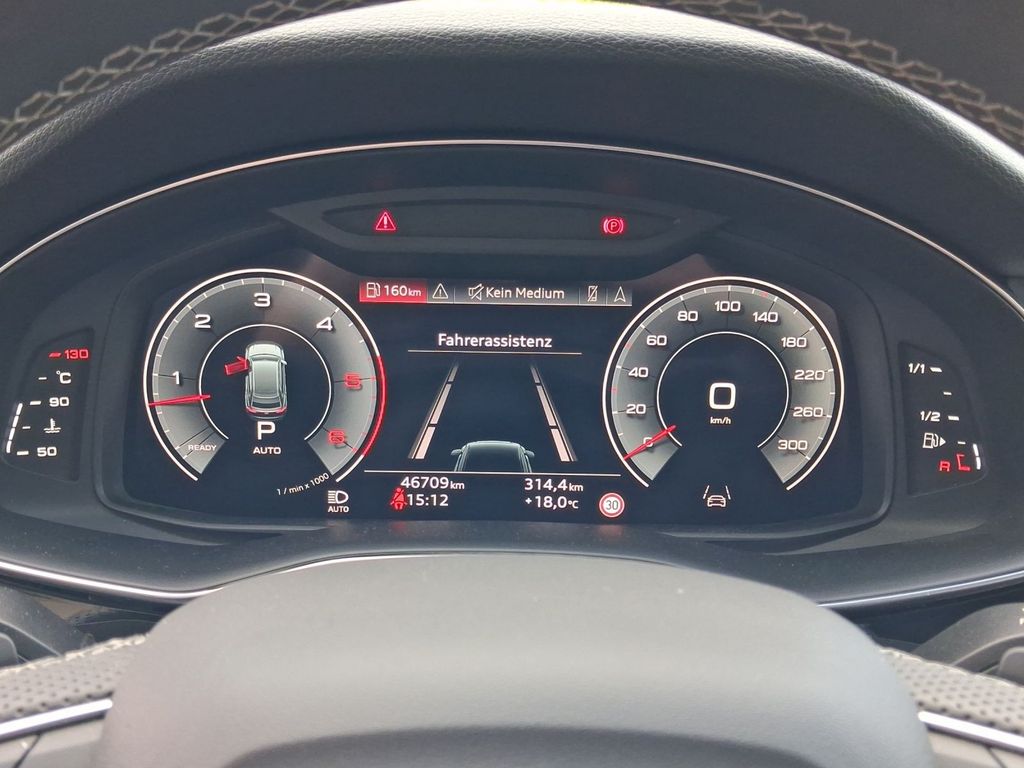 Audi Q8 2023 г. Чёрный, пробег 46708 км