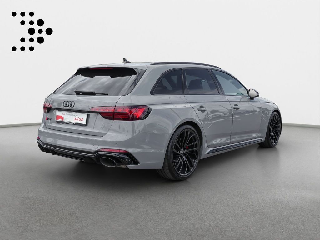 Audi RS4 2024 г. Серый, пробег 32504 км