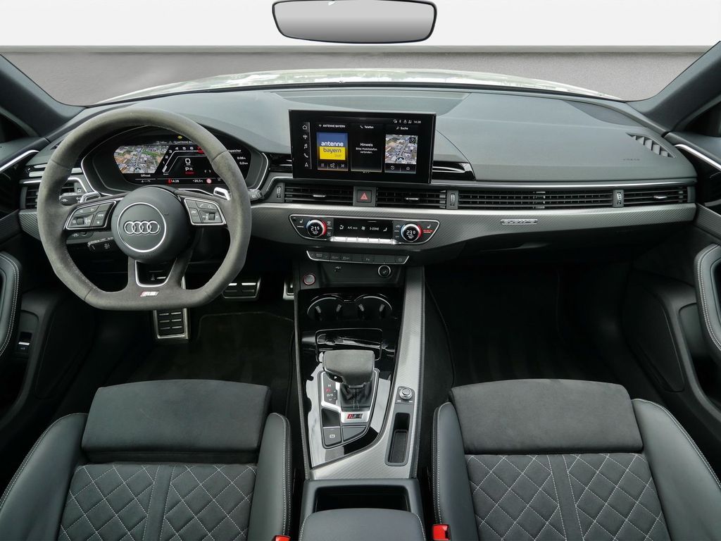 Audi RS4 2024 г. Серый, пробег 32504 км