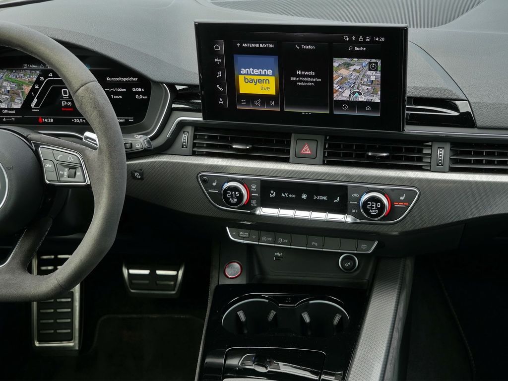Audi RS4 2024 г. Серый, пробег 32504 км