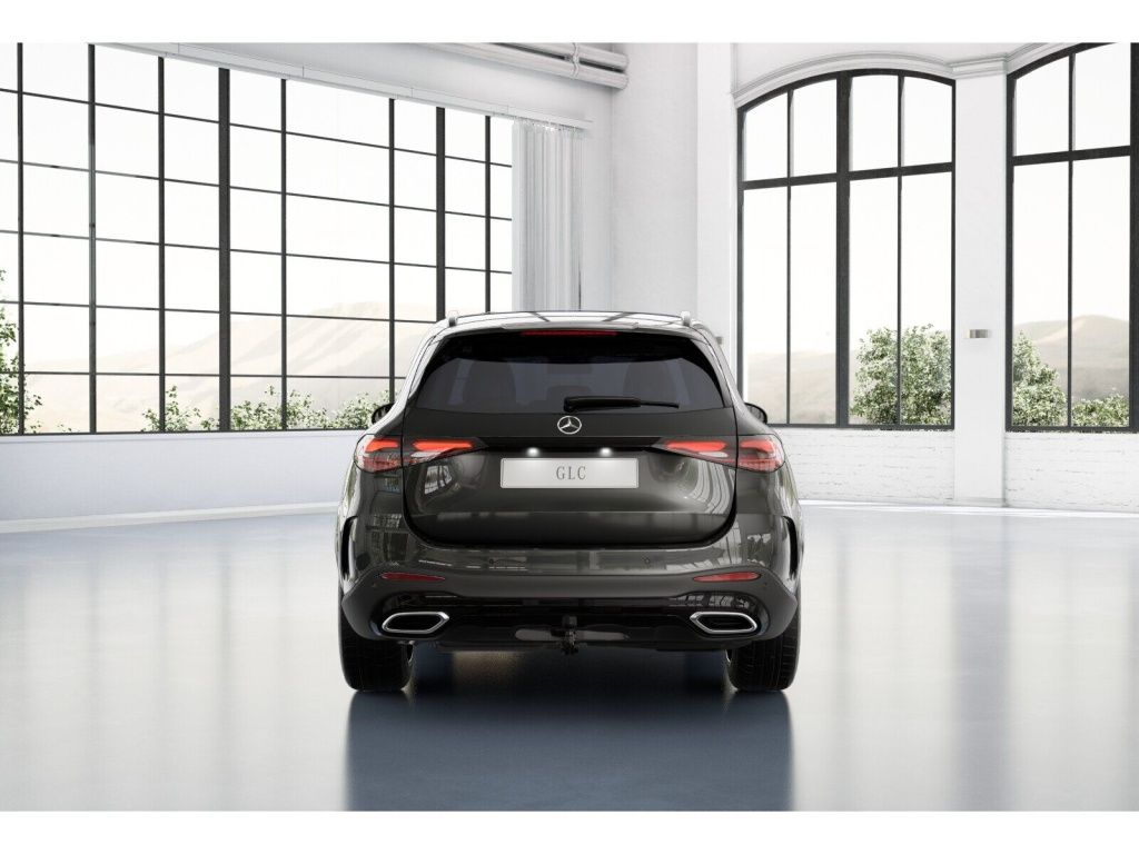 Mercedes-Benz GLC 220 2025 г. Серый, пробег 26510 км