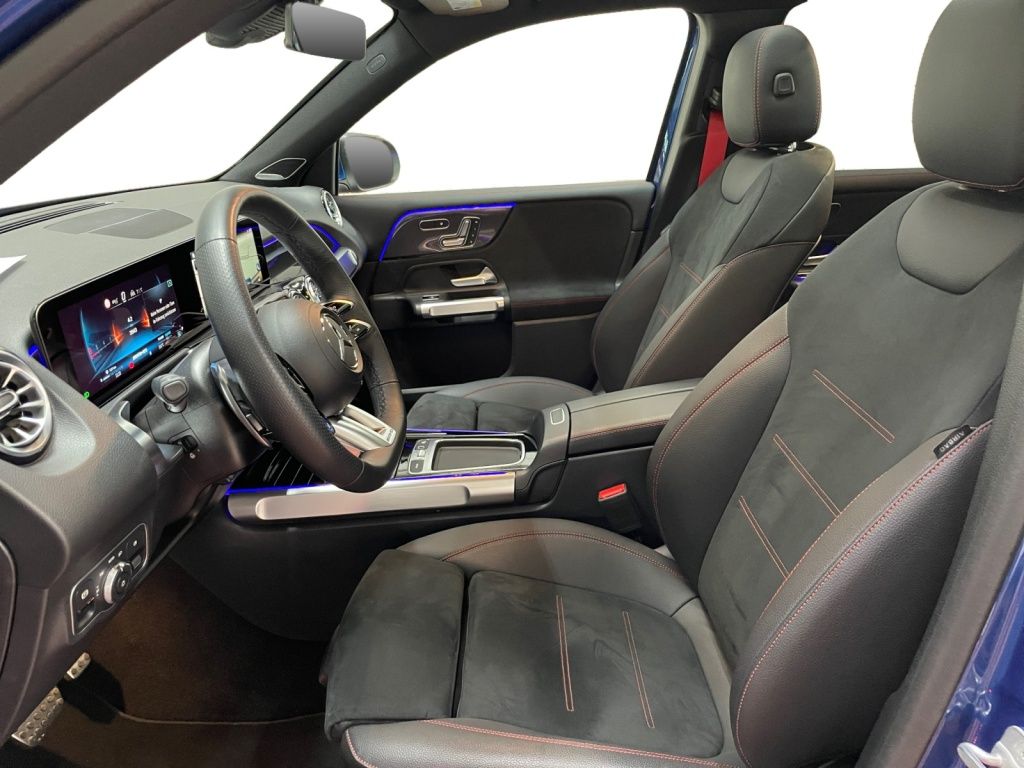 Mercedes-Benz GLB 35 AMG 2025 г. Синий, пробег 3943 км