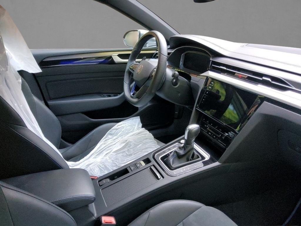 Volkswagen Arteon 2024 г. Серый, пробег 34940 км