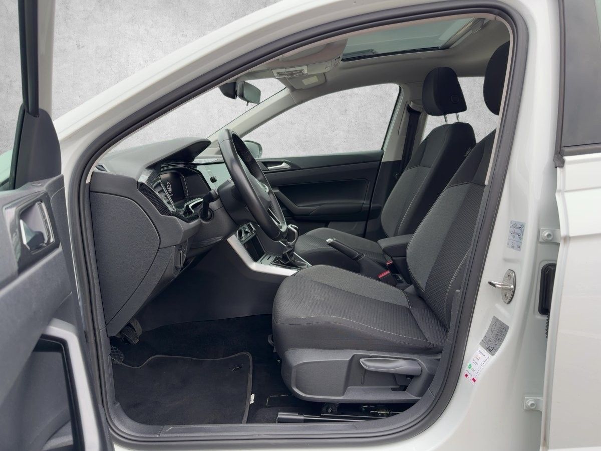 Volkswagen Polo 2022 г. Белый, пробег 58666 км