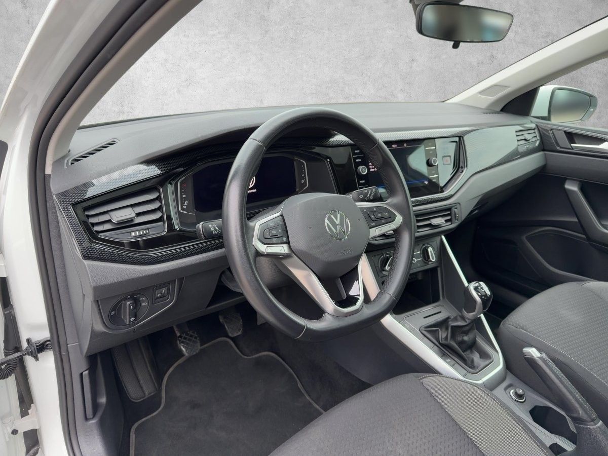 Volkswagen Polo 2022 г. Белый, пробег 58666 км