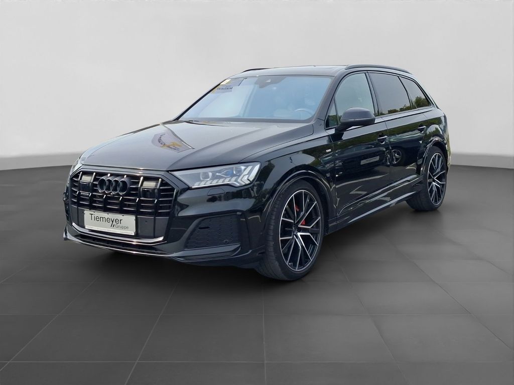 Audi Q7 2023 г. Чёрный, пробег 45310 км