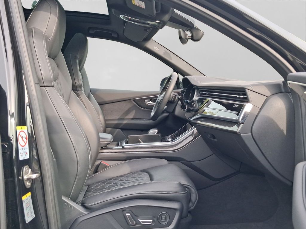 Audi Q7 2023 г. Чёрный, пробег 45310 км