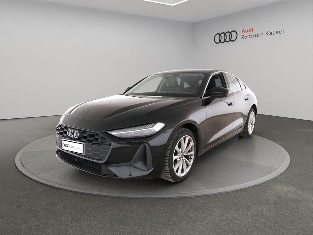 Audi A5 2026 г. Чёрный, пробег 27312 км