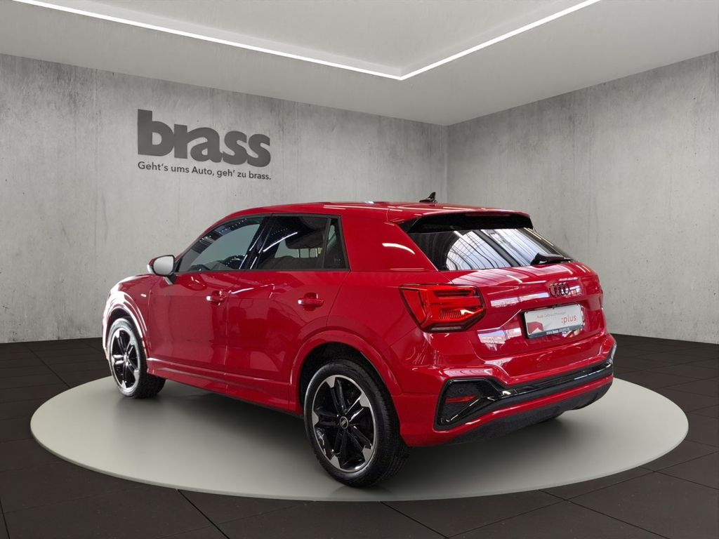 Audi Q2 2022 г. Красный, пробег 57061 км
