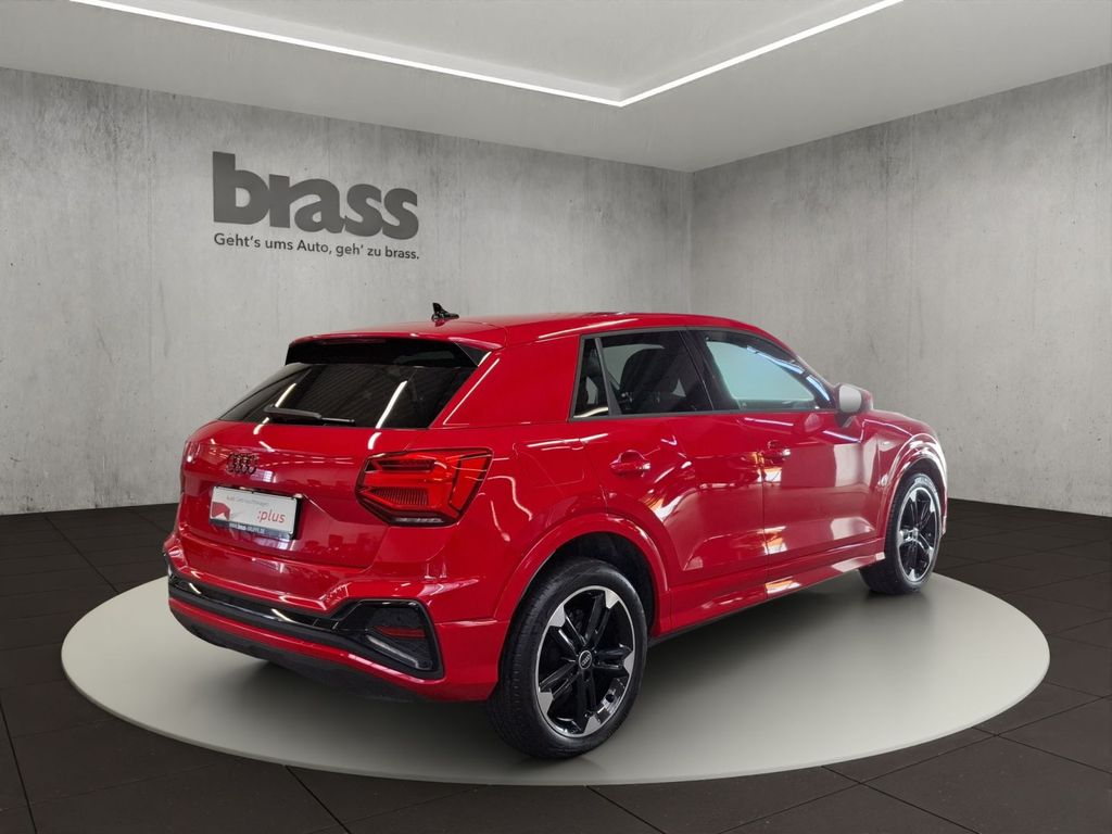 Audi Q2 2022 г. Красный, пробег 57061 км