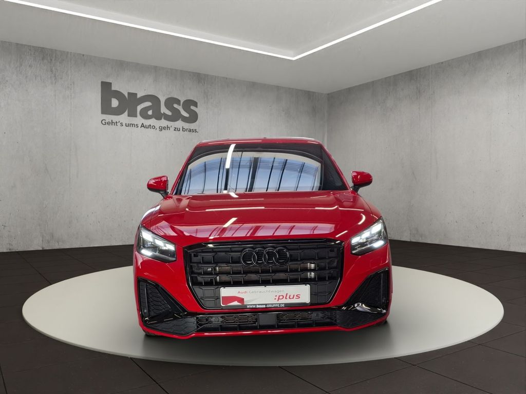 Audi Q2 2022 г. Красный, пробег 57061 км