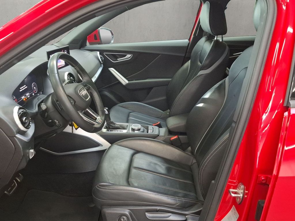 Audi Q2 2022 г. Красный, пробег 57061 км
