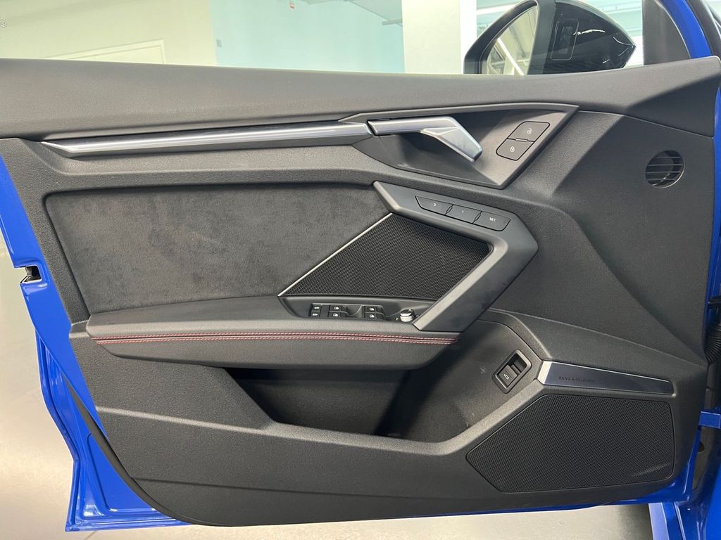 Audi RS3 2023 г. Синий, пробег 24542 км