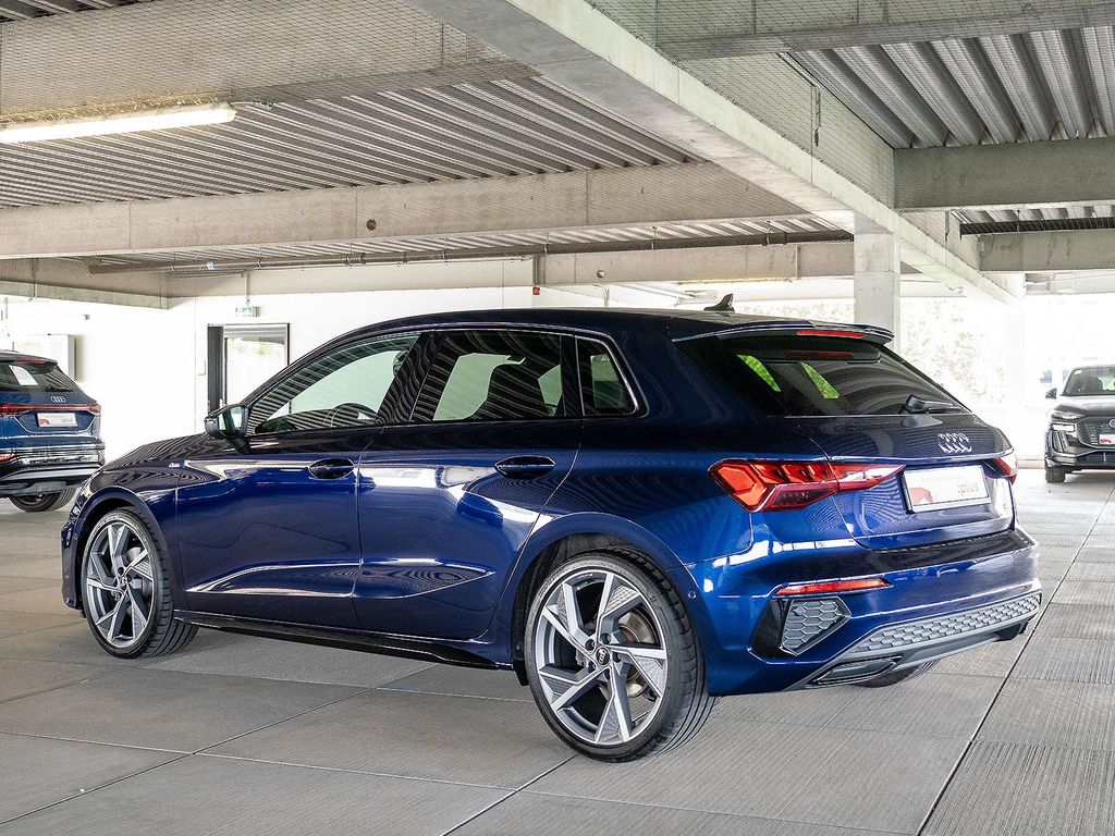 Audi A3 2022 г. Синий, пробег 16714 км