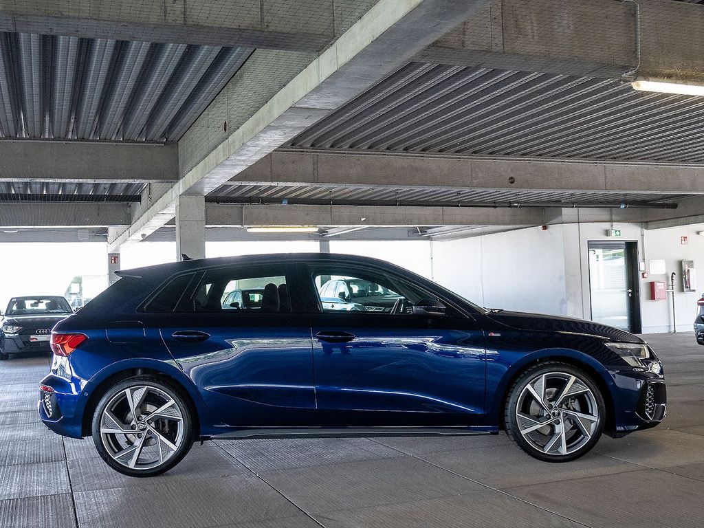 Audi A3 2022 г. Синий, пробег 16714 км