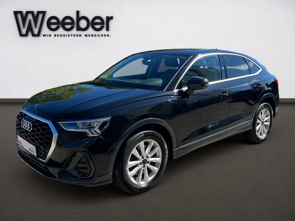 Audi Q3 2023 г. Чёрный, пробег 30324 км