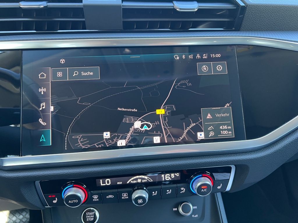 Audi Q3 2023 г. Чёрный, пробег 30324 км