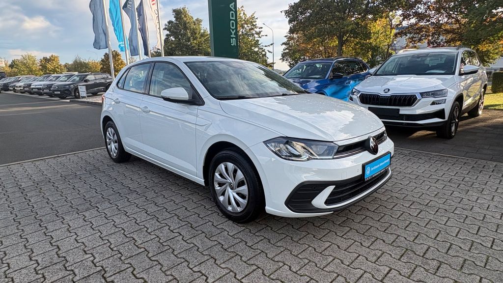 Volkswagen Polo 2023 г. Белый, пробег 33947 км