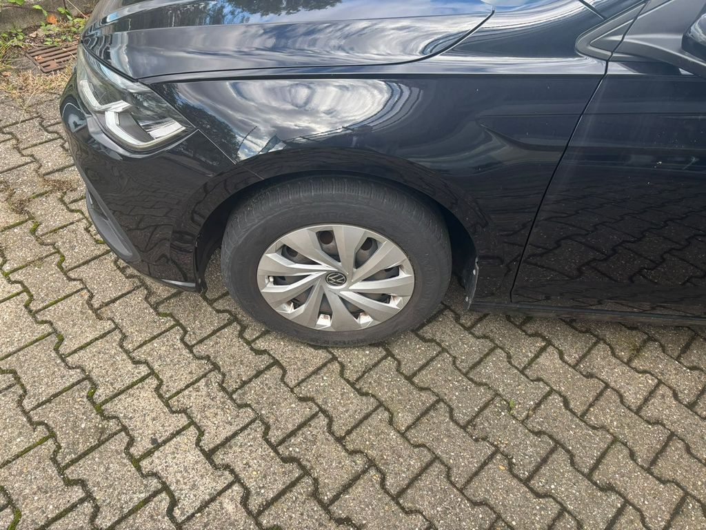 Volkswagen Polo 2022 г. Чёрный, пробег 50010 км