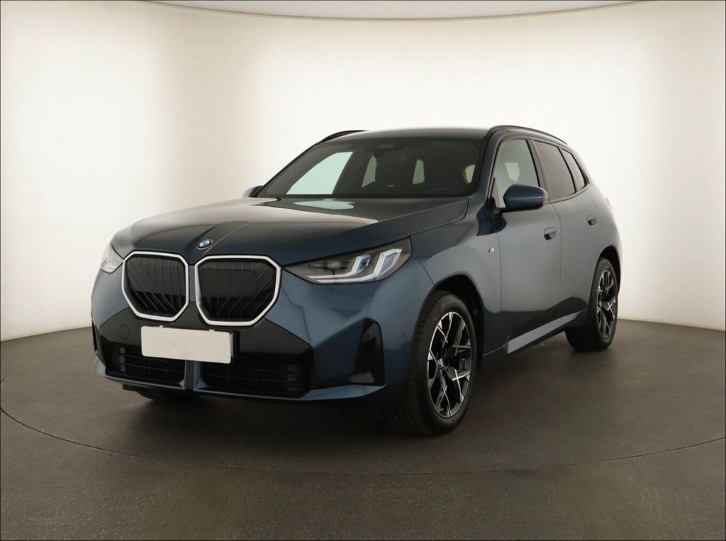 BMW X3 2026 г. Синий, пробег 20055 км