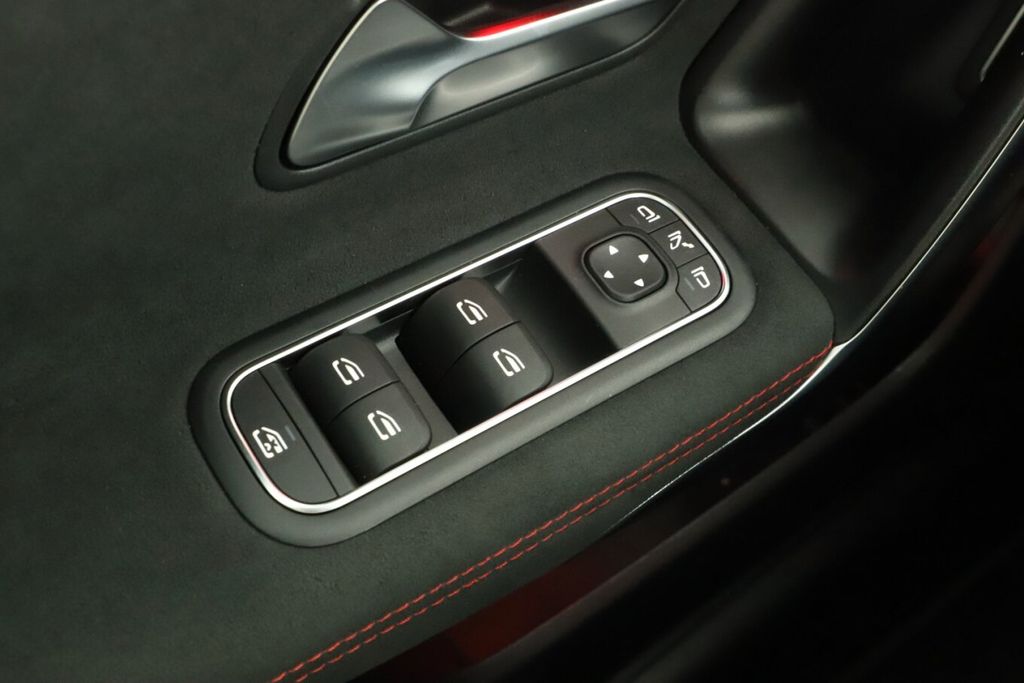 Mercedes-Benz CLA 35 AMG 2025 г. Серый, пробег 9018 км