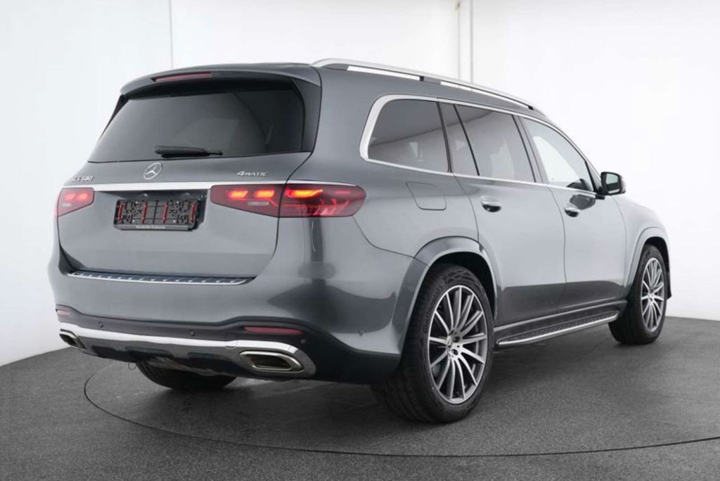 Mercedes-Benz GLS 580 2025 г. Серый, пробег 24592 км