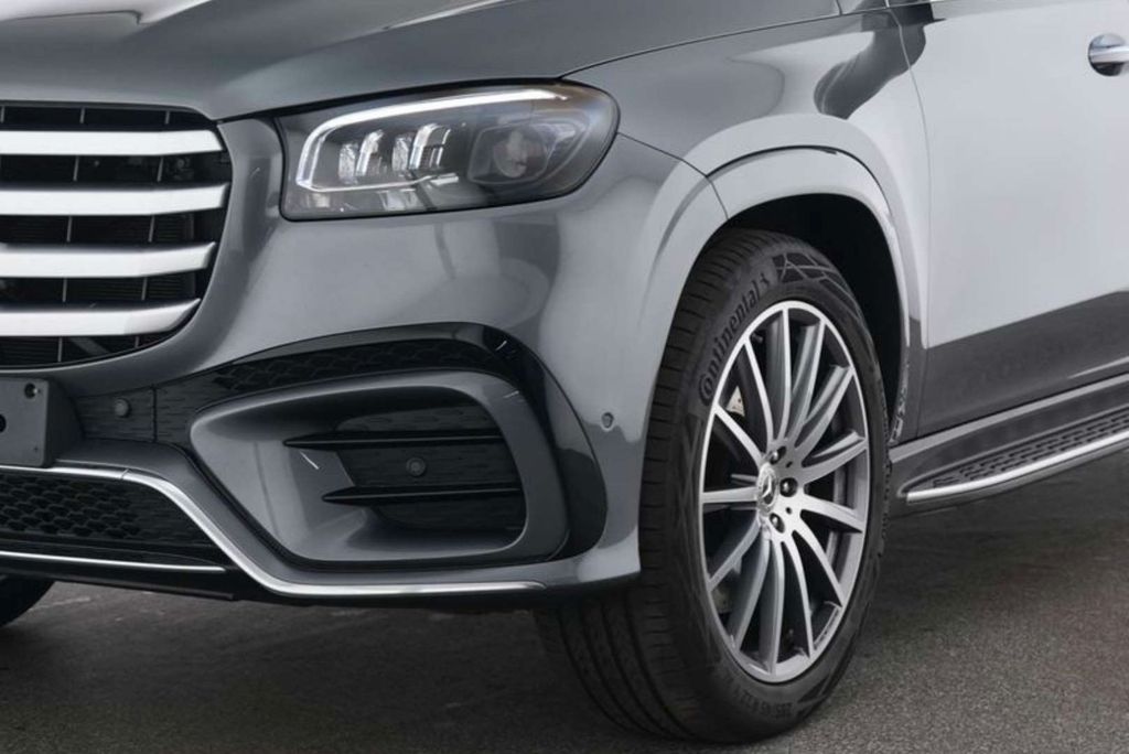 Mercedes-Benz GLS 580 2025 г. Серый, пробег 24592 км